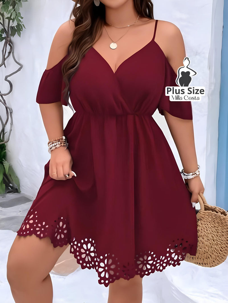 Vestido Charmoso Com Alças E Barra Vazada Plus Size - Tabela de Medidas na Descrição